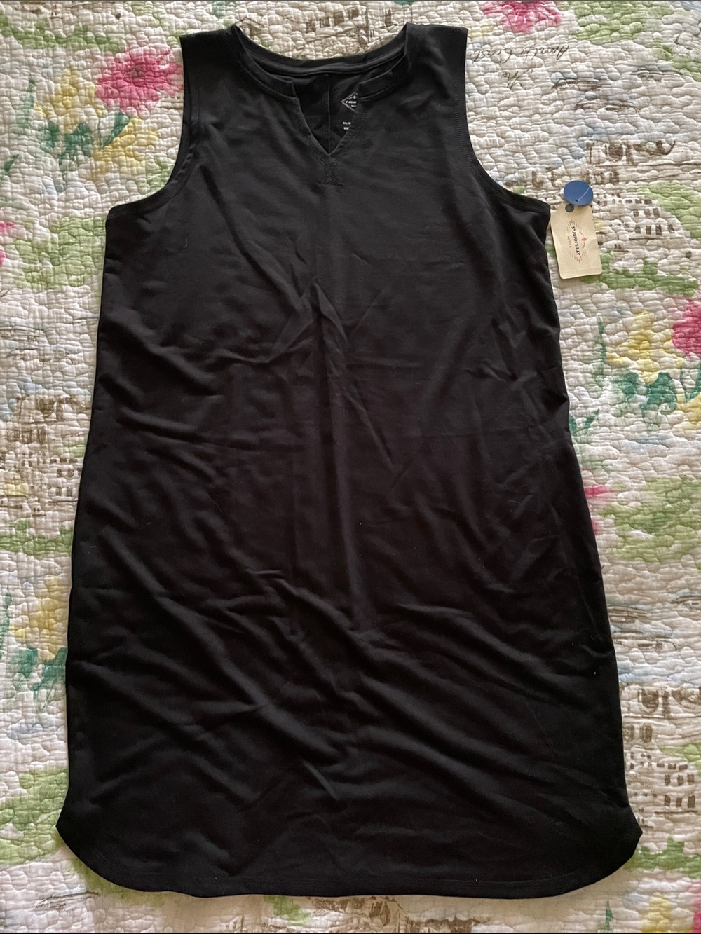 St. John's Bay Black Active Tee — Men's M